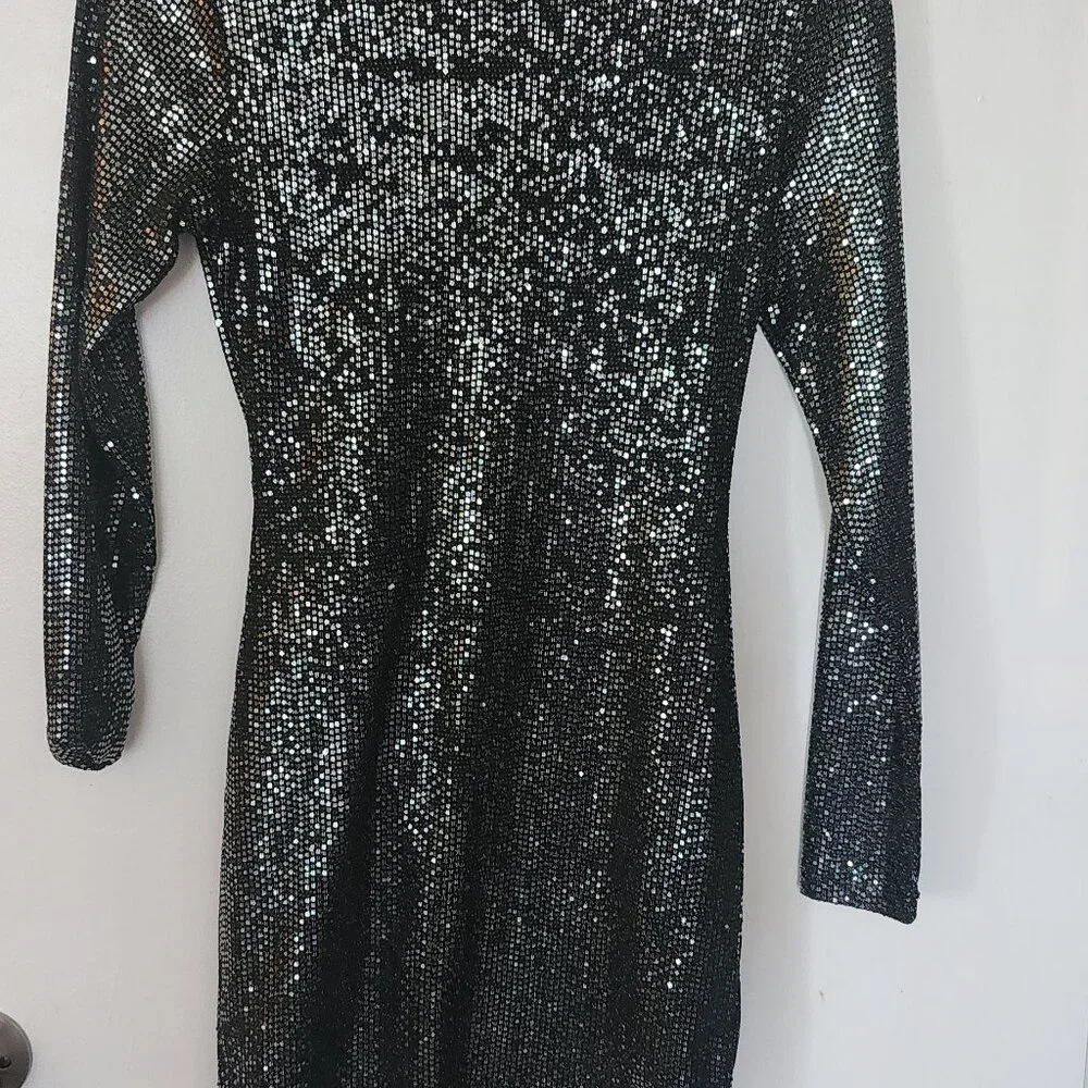 Gorgeous party dress! - Picture 7 of 7